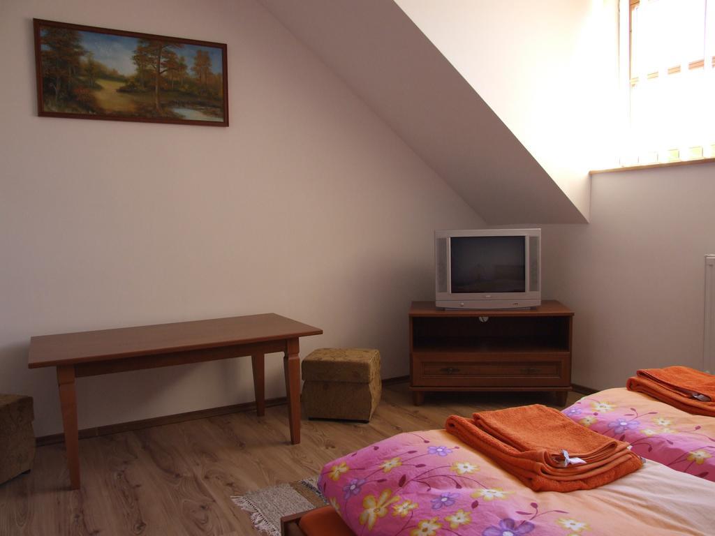 Penzion Julkin Dvor Krupina Habitación foto