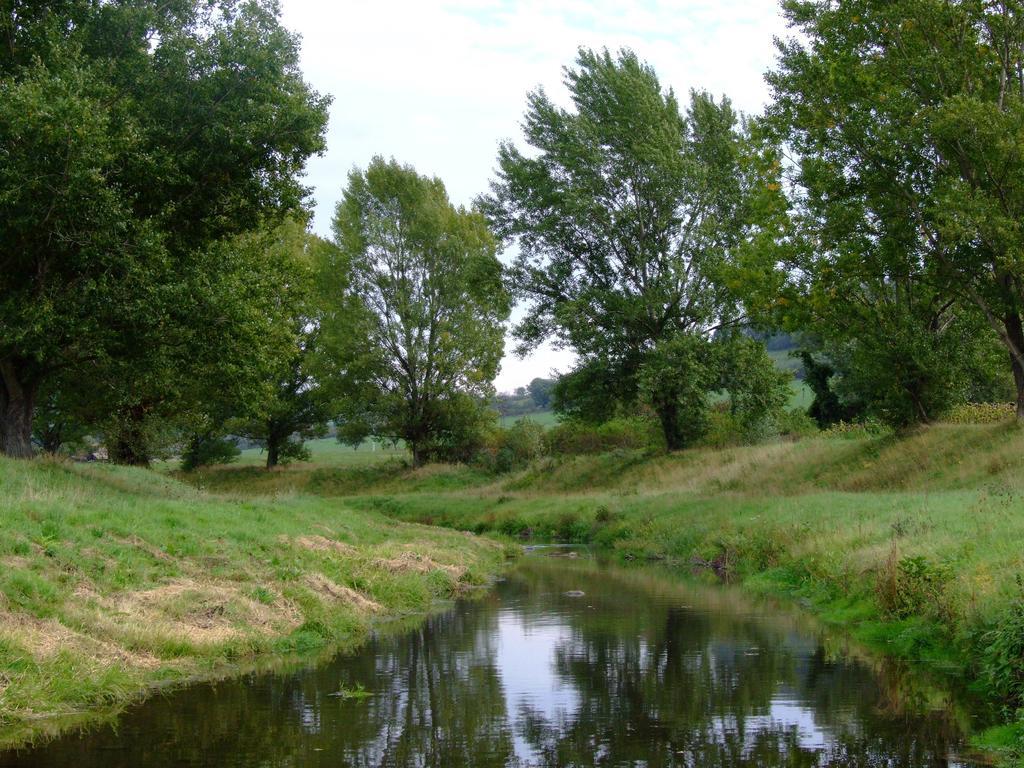 Penzion Julkin Dvor Krupina Exterior foto